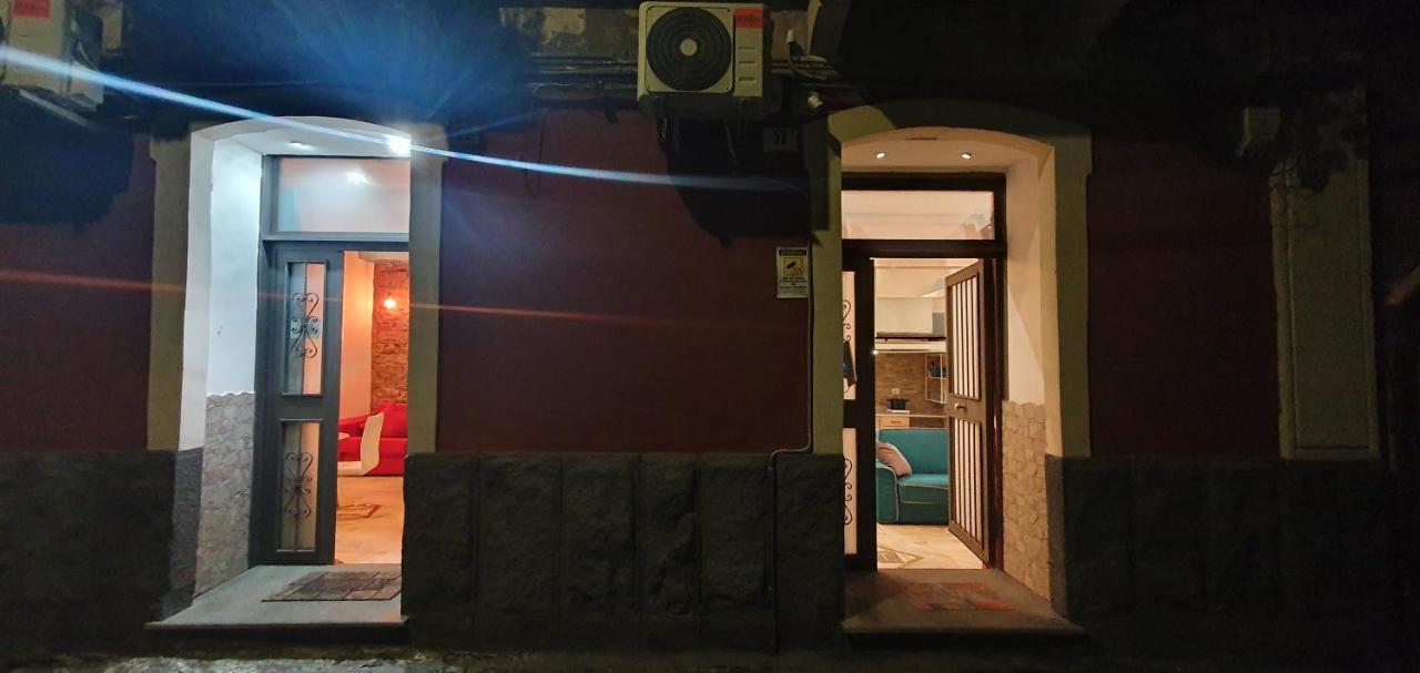 Da Marieddu Appartamento Indipendente In Centro Citta Catania Bagian luar foto
