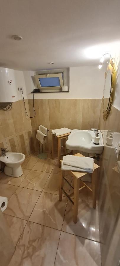 Da Marieddu Appartamento Indipendente In Centro Citta Catania Bagian luar foto