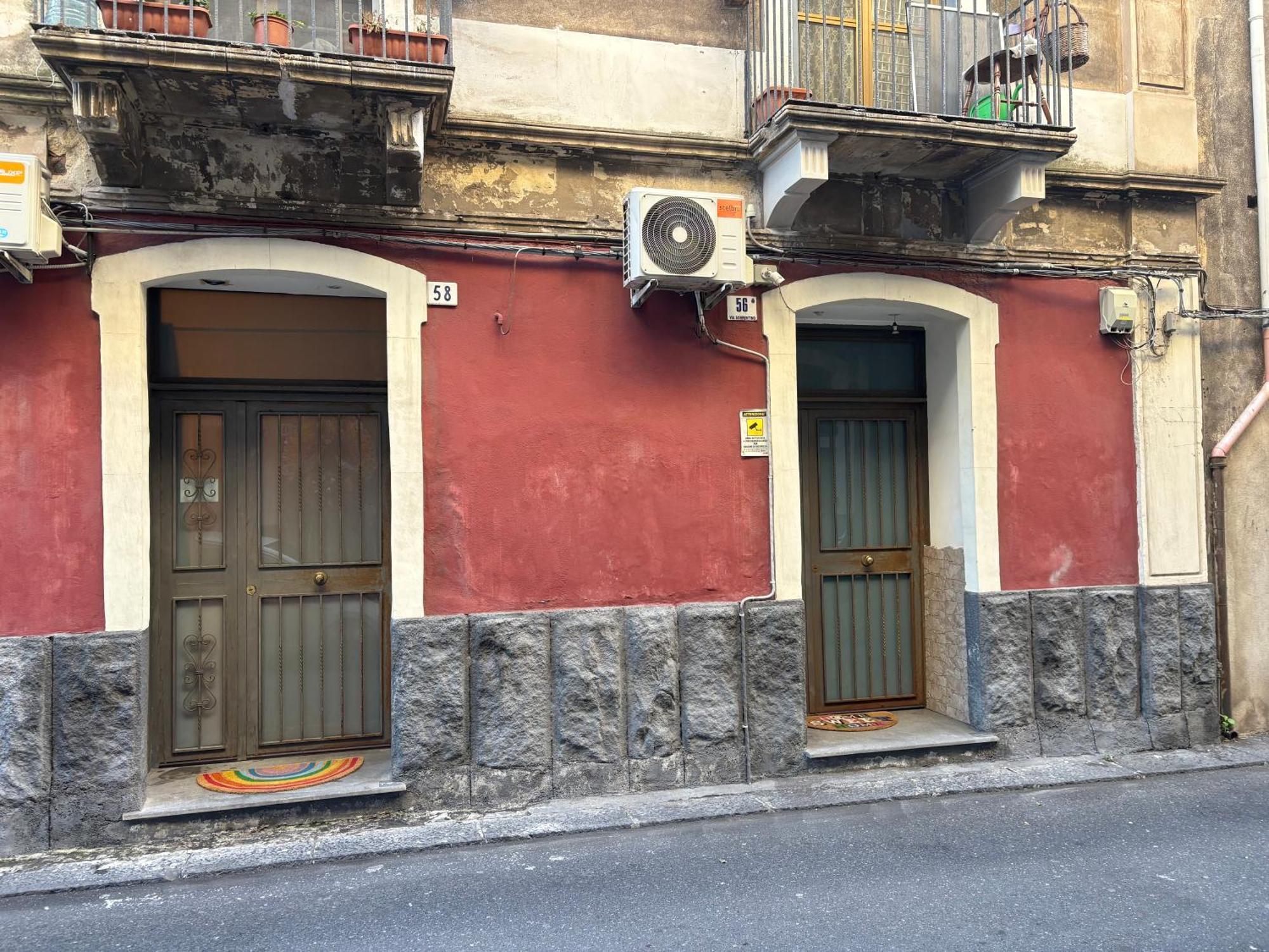 Da Marieddu Appartamento Indipendente In Centro Citta Catania Bagian luar foto